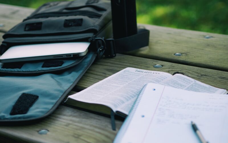 How to Stay Organized in College